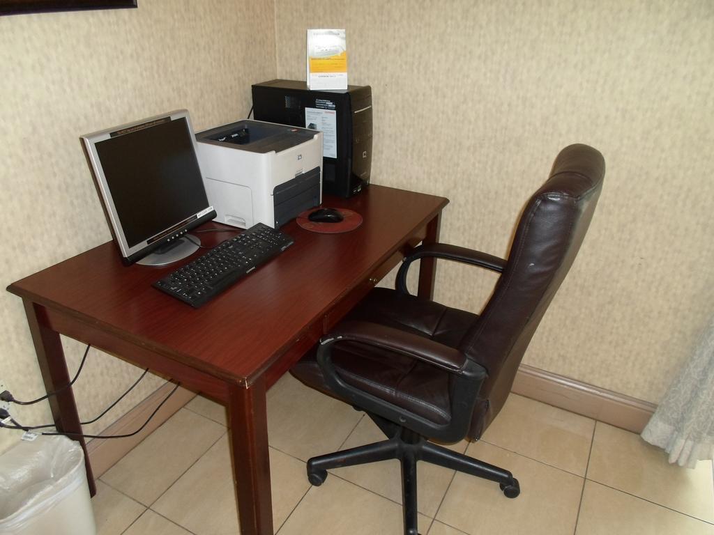 Comfort Inn Silicon Valley East Фремонт Екстер'єр фото