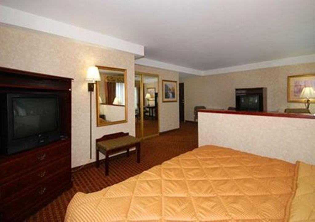 Comfort Inn Silicon Valley East Фремонт Екстер'єр фото