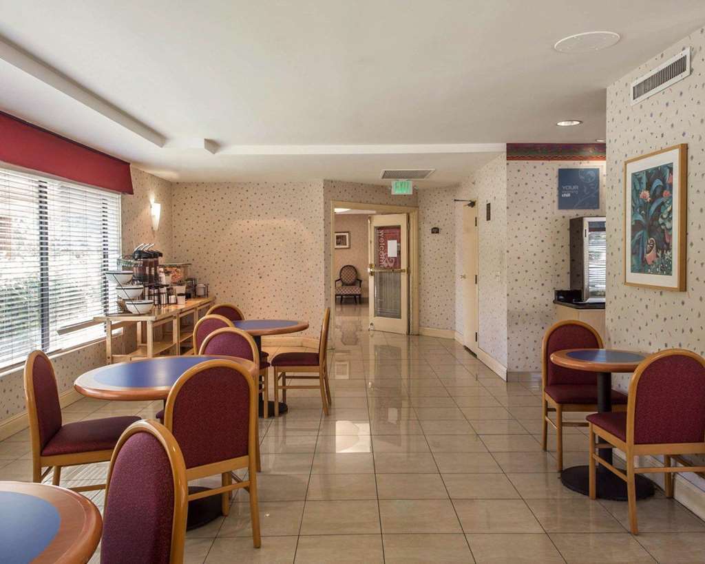 Comfort Inn Silicon Valley East Фремонт Ресторан фото