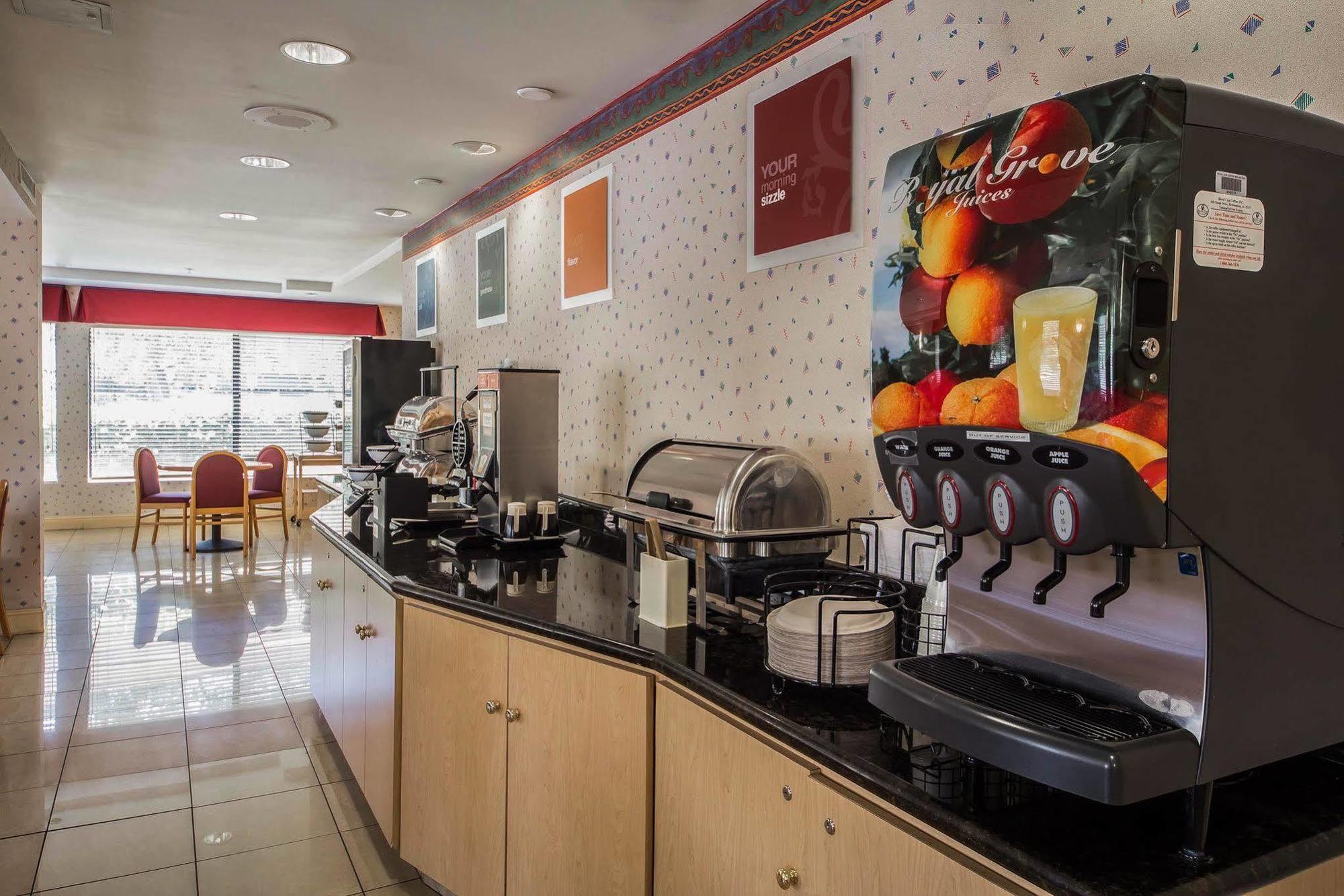 Comfort Inn Silicon Valley East Фремонт Екстер'єр фото