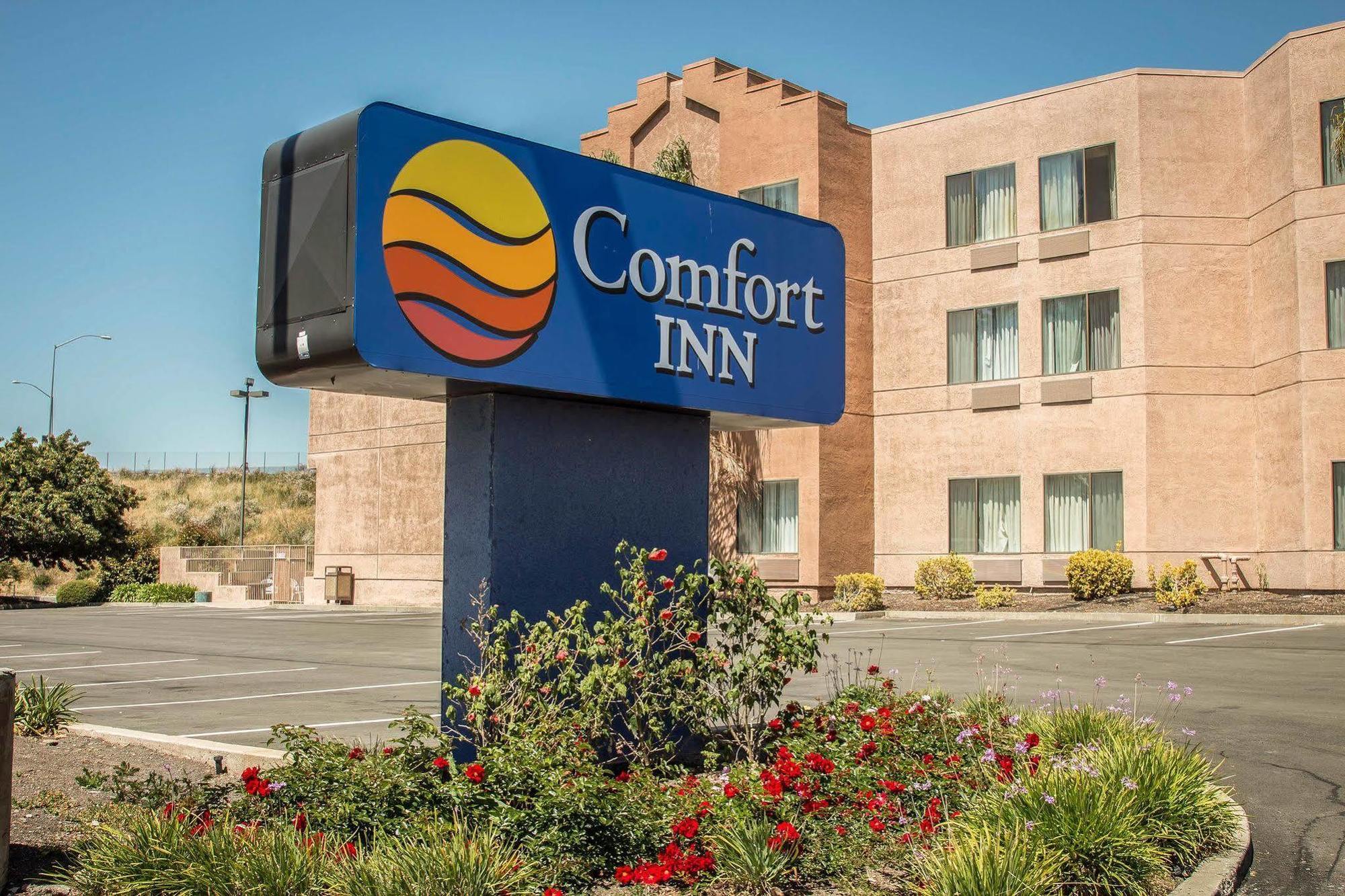 Comfort Inn Silicon Valley East Фремонт Екстер'єр фото